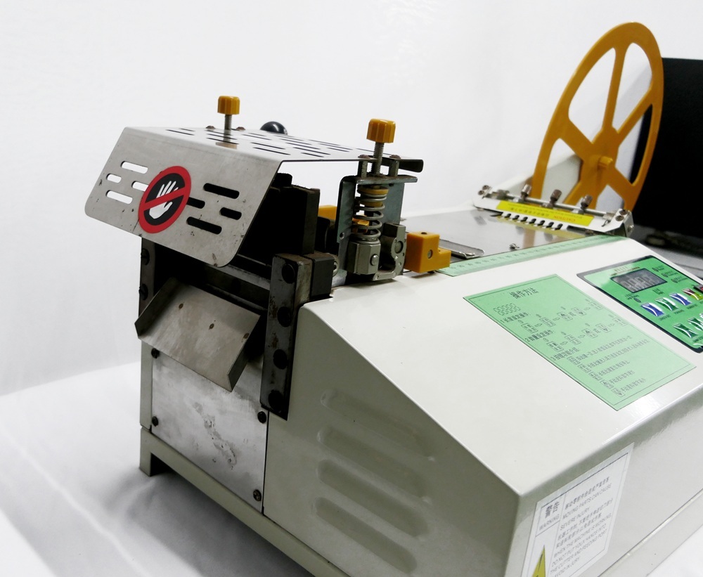 Digital Sleeve Cutting Machine - Color: Blue