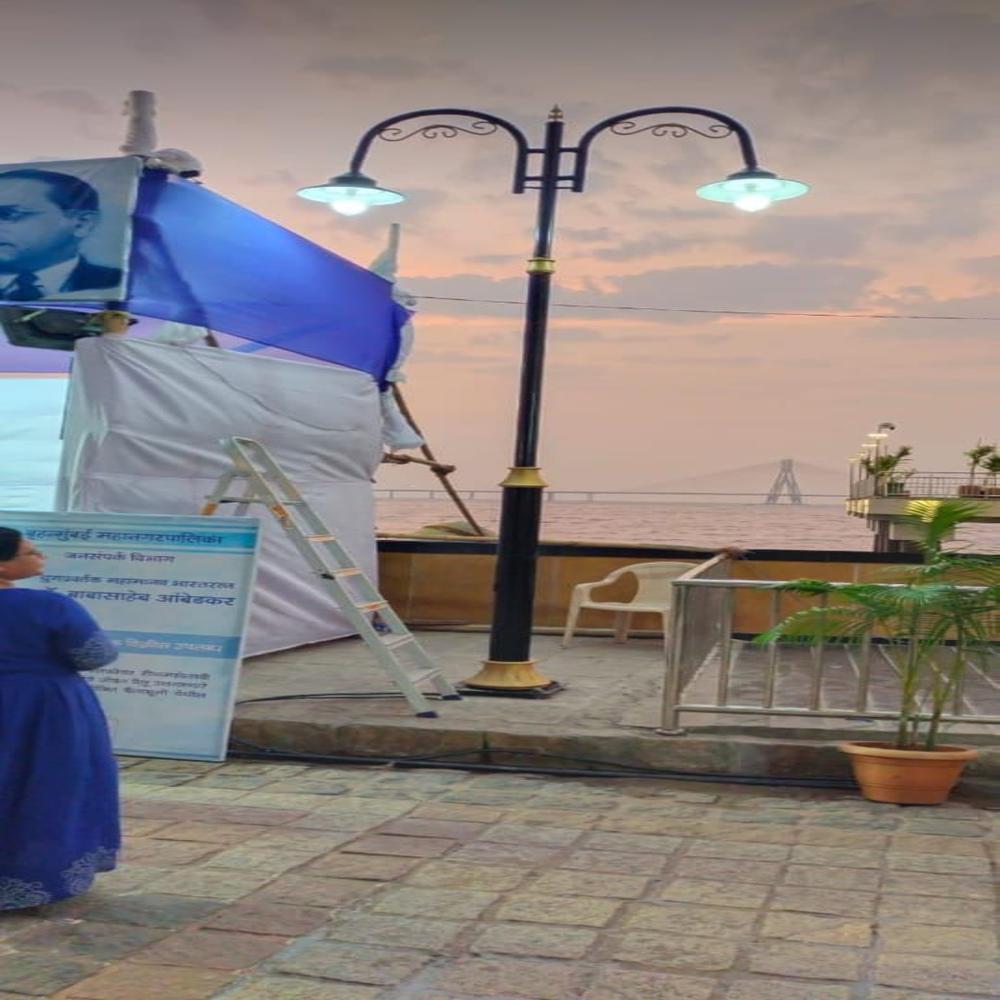 Double Arm Bracket Garden Light Pole