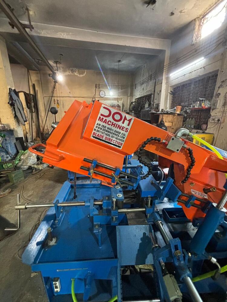 Automatic Bandsaw Metal Cutting Machine - General Use: Industrial