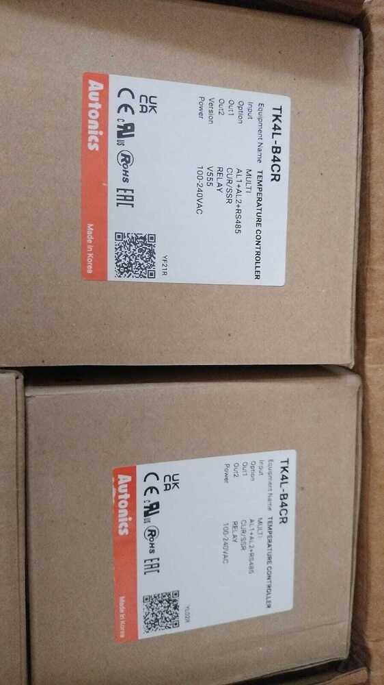 AUTONICS TEMPERATURE CONTROLLER, TK4L-B4CR 100-240VAC