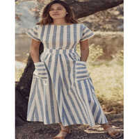 Mid pocket dress