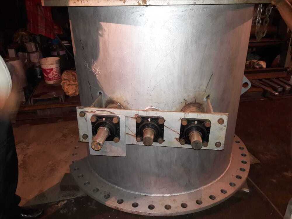 Round Damper - Features: Corrosion-resistant Material Adjustable Blades