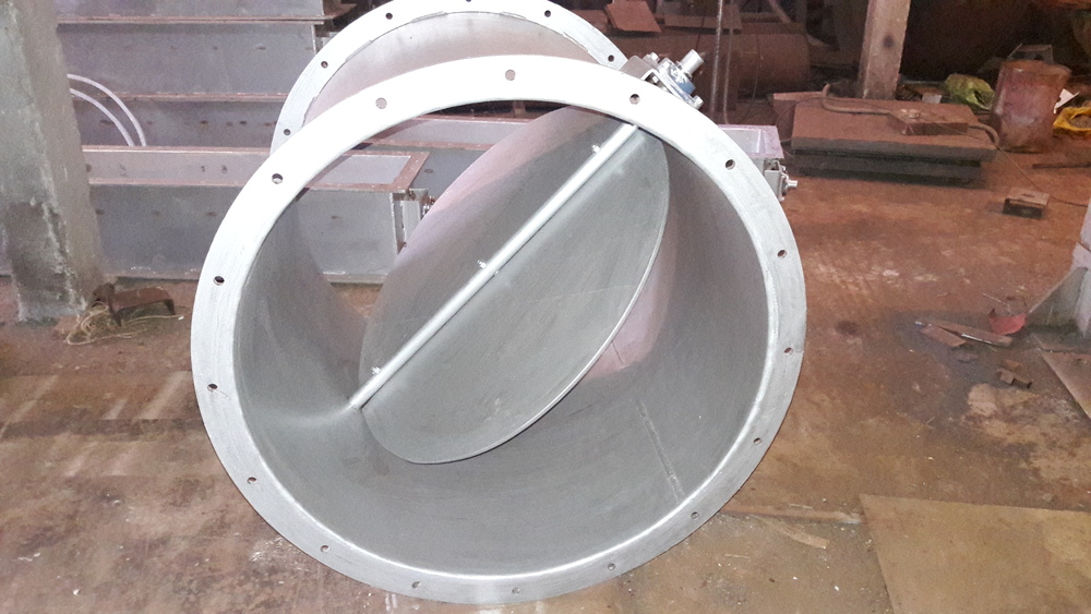 Round Damper - Features: Corrosion-resistant Material Adjustable Blades