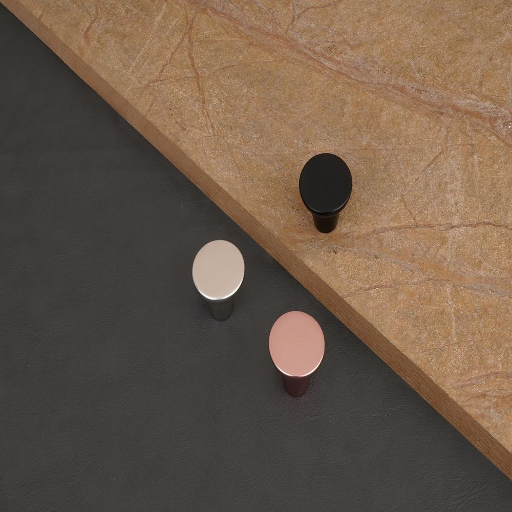 Door Knob - Color: Satin