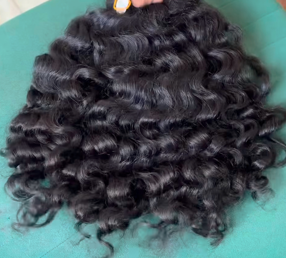 Temple Raw Curly Hair - Color: Black