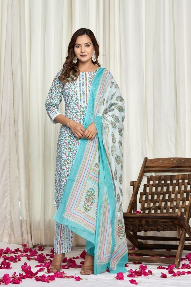 Green Cotton Kurti Pant Set With Dupatta