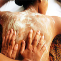 बॉडी पॉलिशिंग सेवाएँ