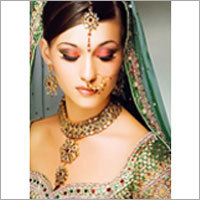भारतीय ब्राइडल मेकअप सेवाएँ