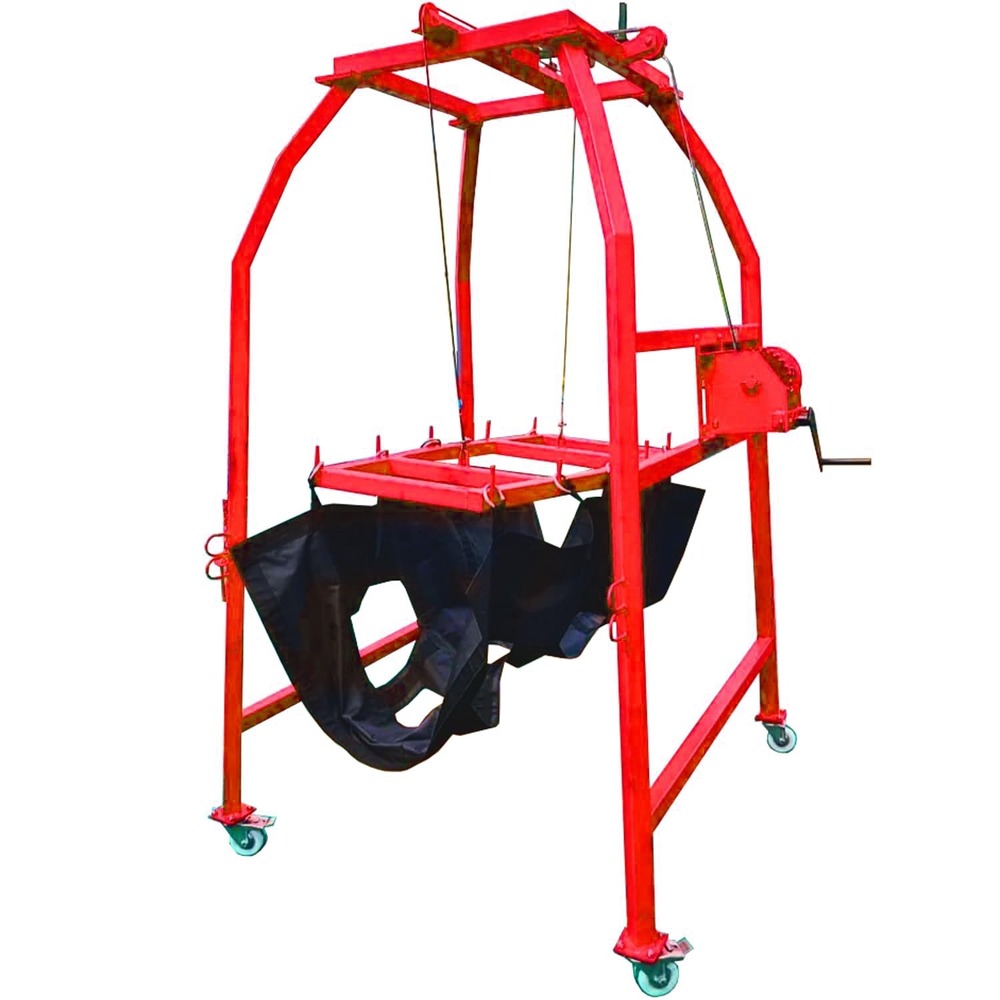 Cow Lifiting Machine - Color: Red