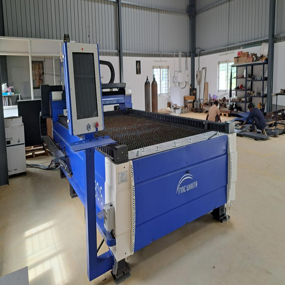 CNC PLASMA CUTTING MACHINES