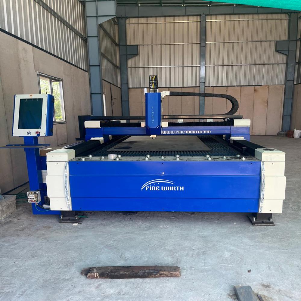 CNC FIBER LESAR CUTTING MACHINES