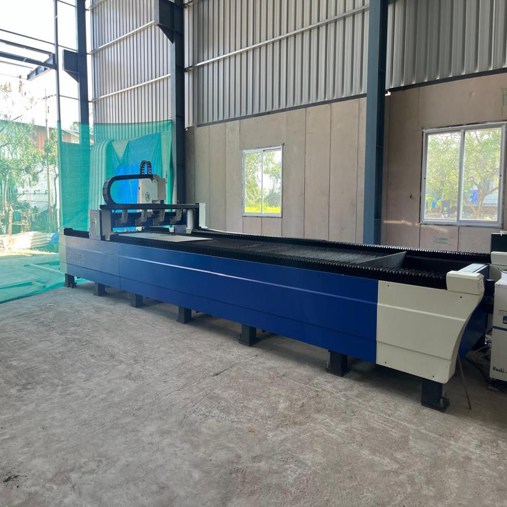 CNC FIBER LESAR CUTTING MACHINES