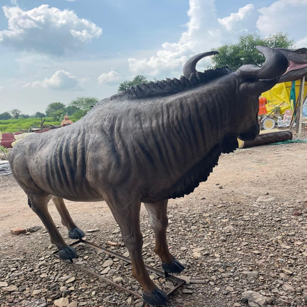 Fiber Wildebees Statue - Color: Multy