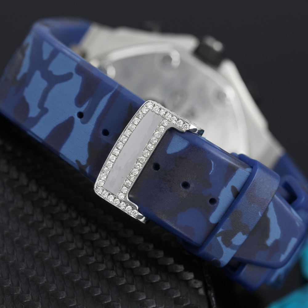 Uxury Twotone Dial Half Iced Moissanite Diamond Wristwatch Blue Rubber Belt Chronograph Custom Date Analog Quartz For Men And Women - Color: Multi