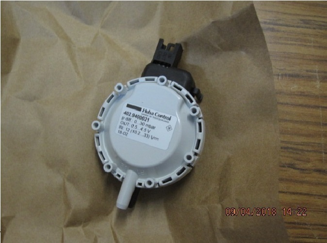 Huba Control 402.9400021 Differential Pressure Transmitter