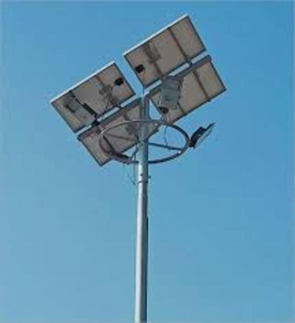 Solar High Mast Light - Color: Warm White
