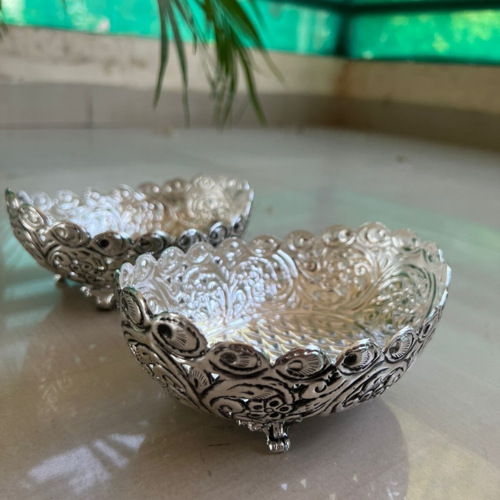 Cut Work Bowl - Color: Silver