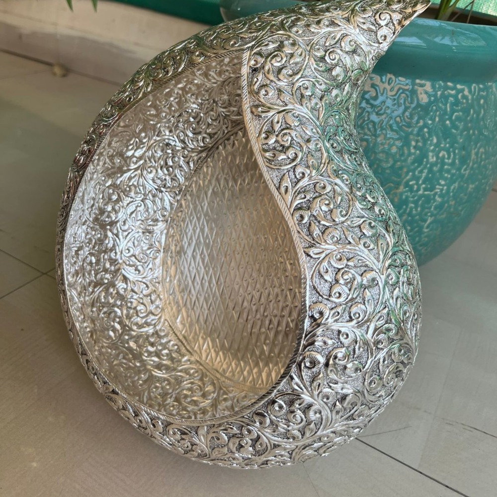 Mango Shaped Fine Carved Urli