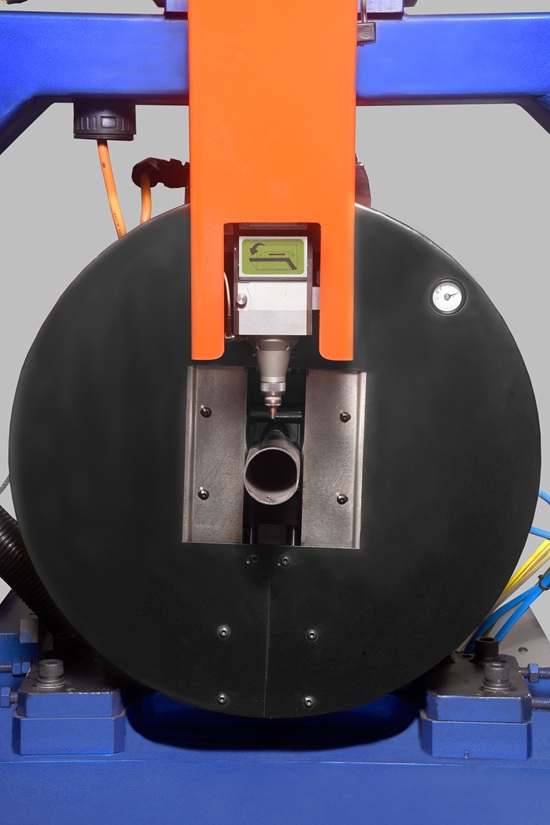 Je100l Laser Pipe Cutting Machine - Feature: Low Noise