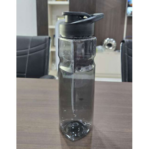 Sipper Triangle Bottle - Color: Transparent