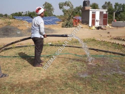सौर जल पंप