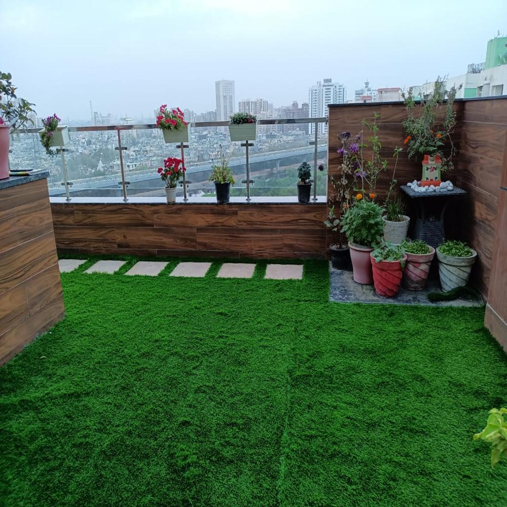 Green Artificial Grass - Plastic Material, 20 Meter Length, Vibrant Green Color | Durable, Perfect For Home Decoration