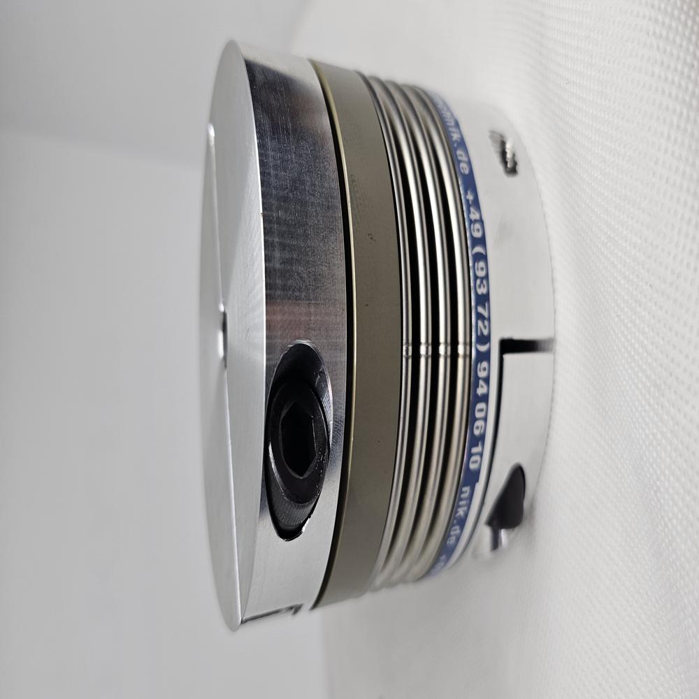 PLUGABLE METAL BELLOW COUPLINGS