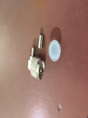 UHF MALE R/A CRIMP TYPE RG 58