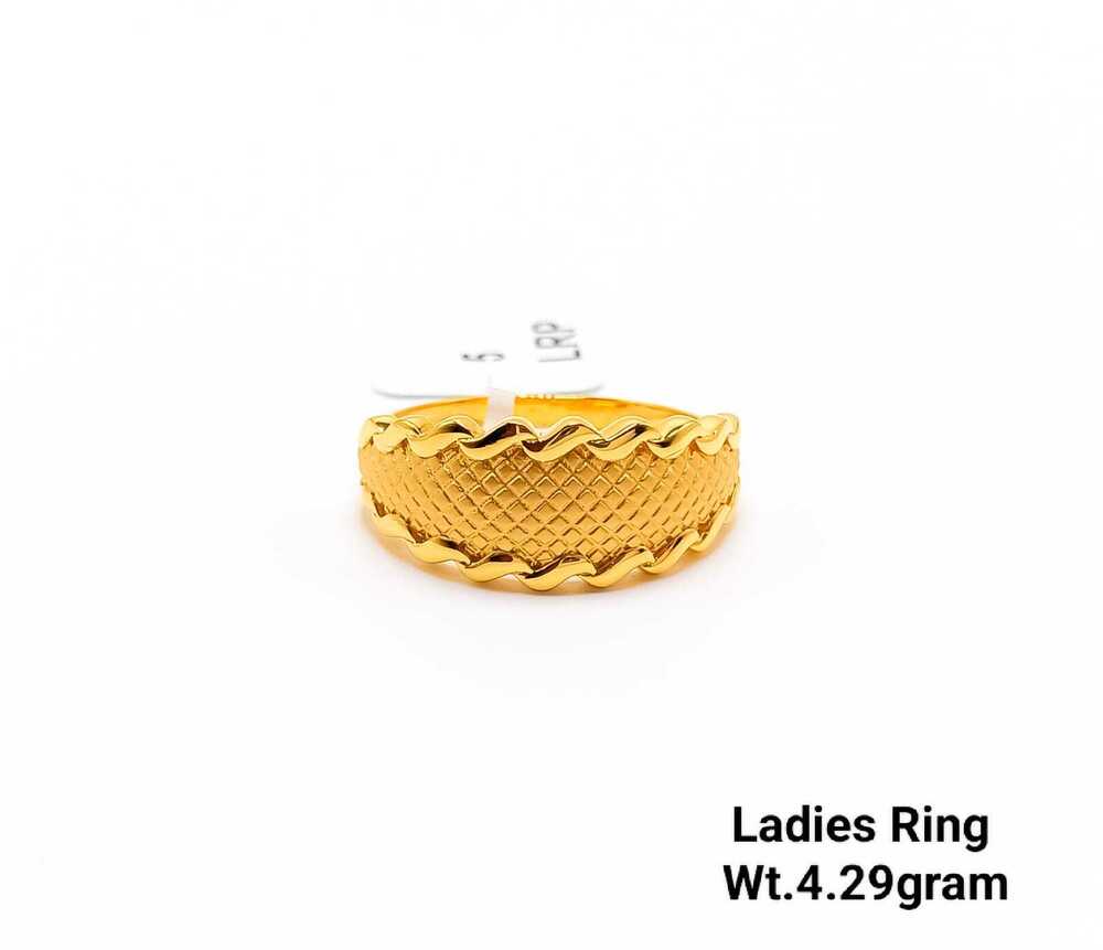 92% Gold Ladies Ring