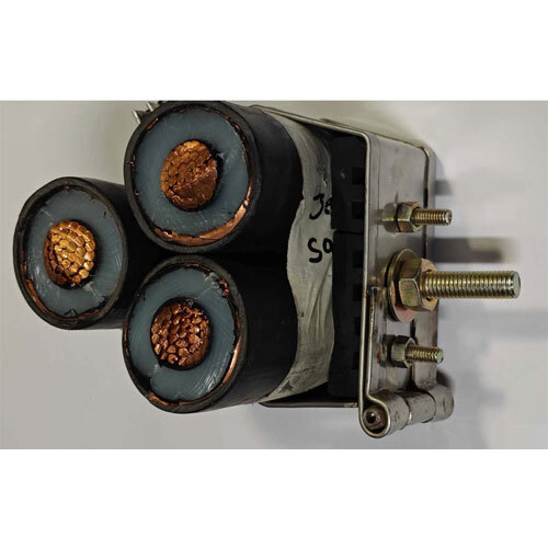 Single And Trefoil Cleat Of Panduit Type Ss316 - Color: Black