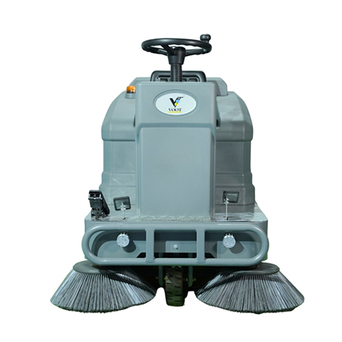 Vs 80 R Bp Ride-On Sweeper - Capacity: Water Tank Capacity-50 Ltr