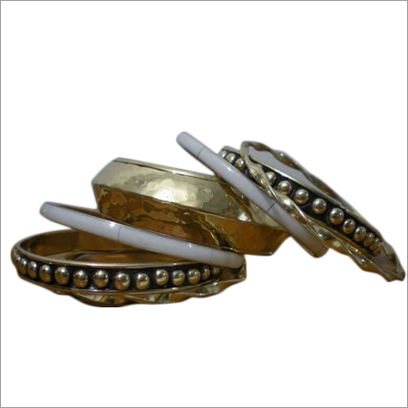 पीतल की कंगन सेट