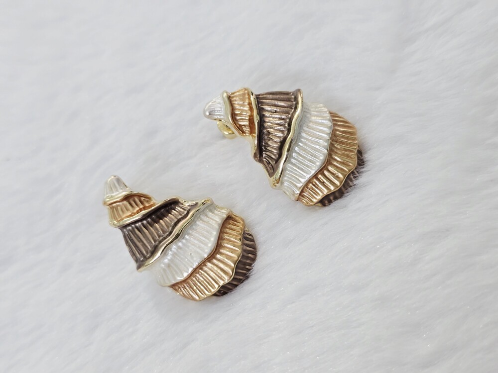 Western Fusion Earrings - Color: Multicolor