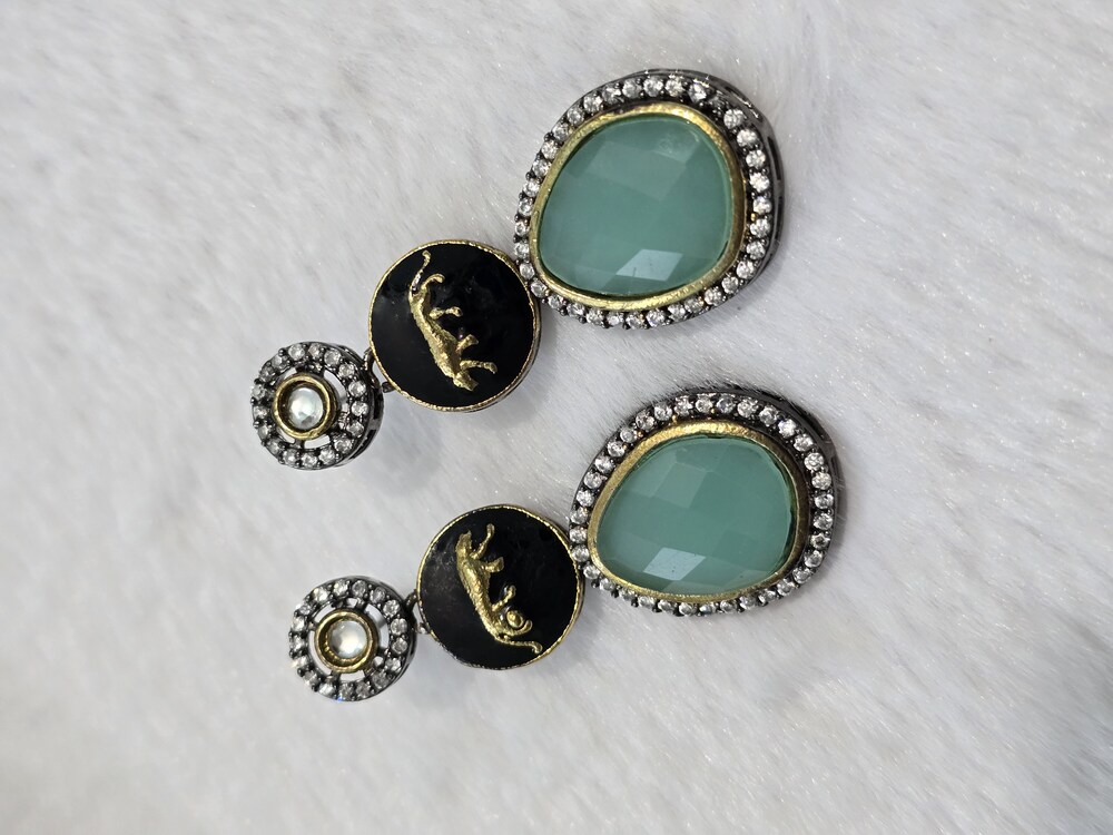 Sabyasachi Earrings - Color: Multicolor