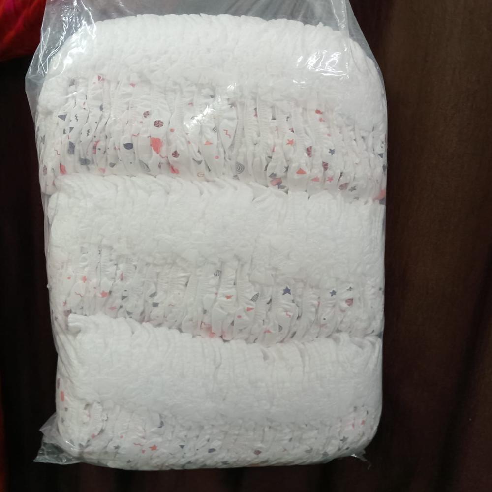 B Grade Diapers - Age Group: Infants