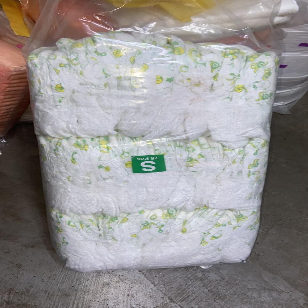 A Grade Diapers - Age Group: Infants