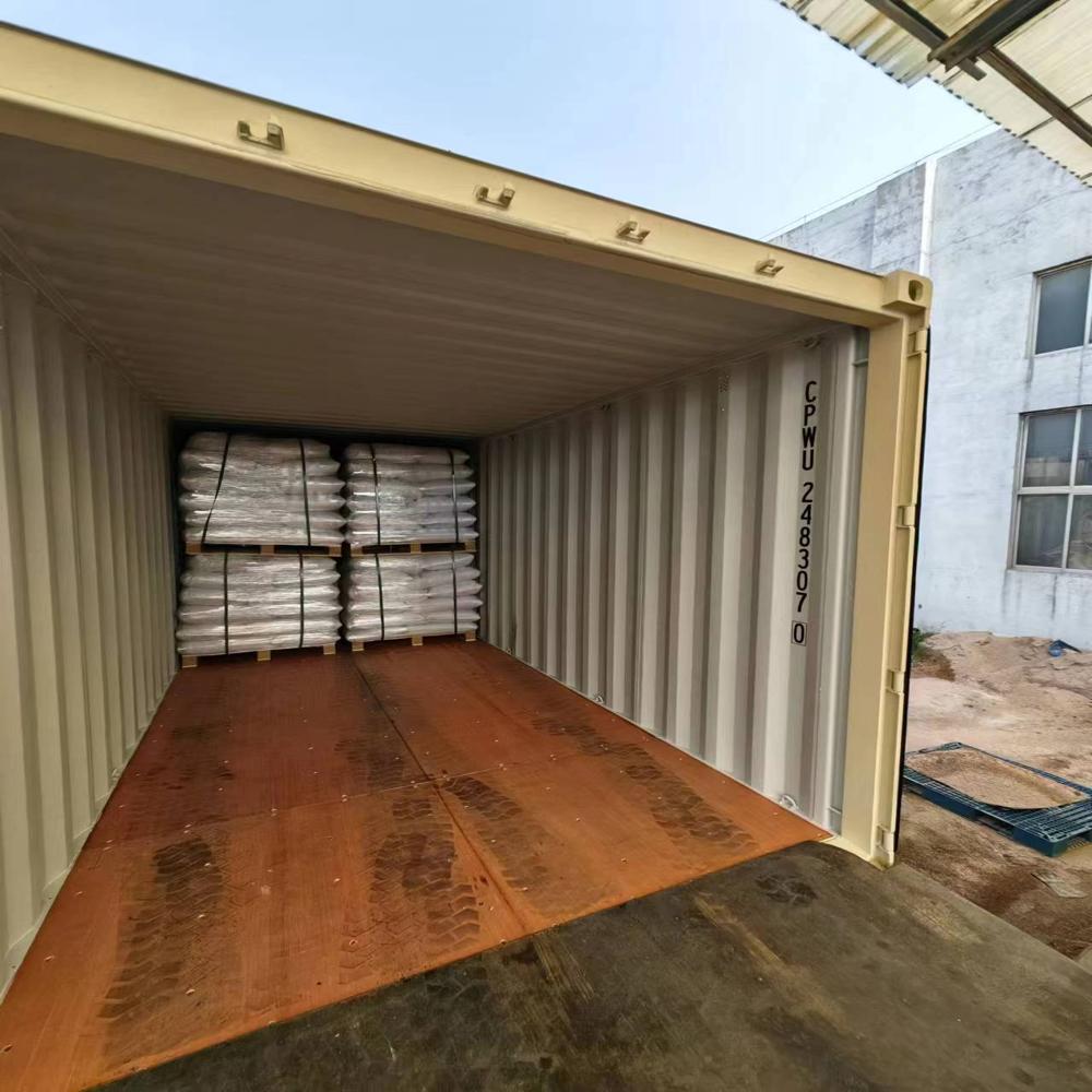 Sulfonated naphthalene formaldehyde