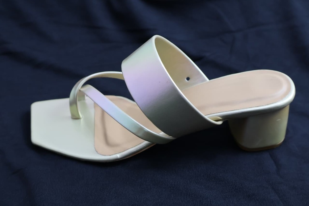 Upper Cross China Material Loose Hill Sandal