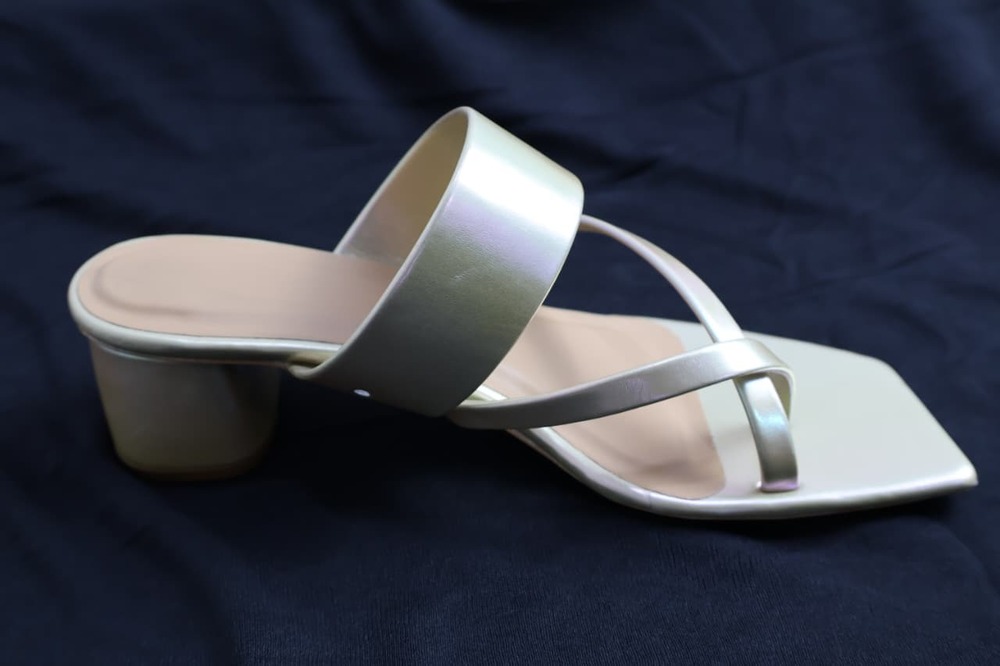 Upper Cross China Material Loose Hill Sandal