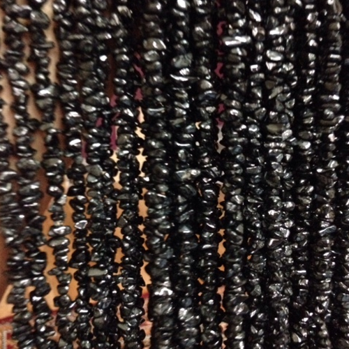 Black Spinel Tumbled Chips Necklaces - Design: Attractive