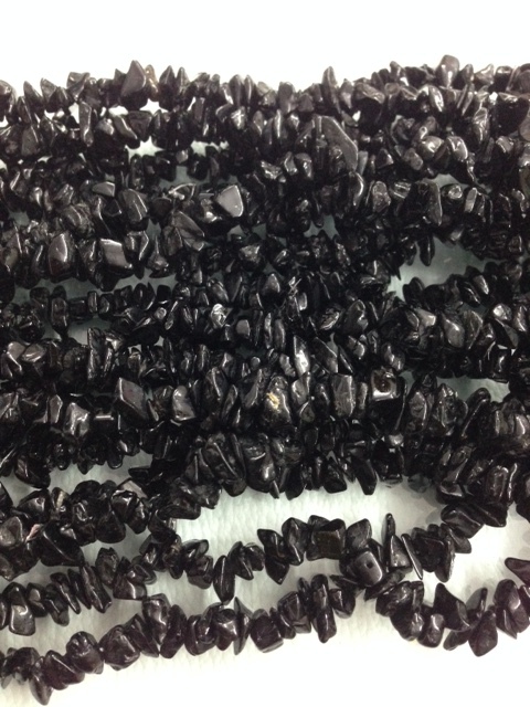Black Tourmaline Big Size Tumbled Chips Necklaces - Design: Attractive