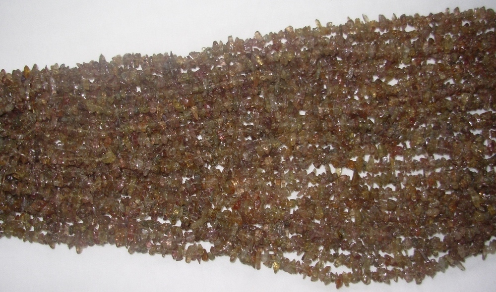 Color Changing Garnet Tumbled Chips Necklaces - Design: Attractive