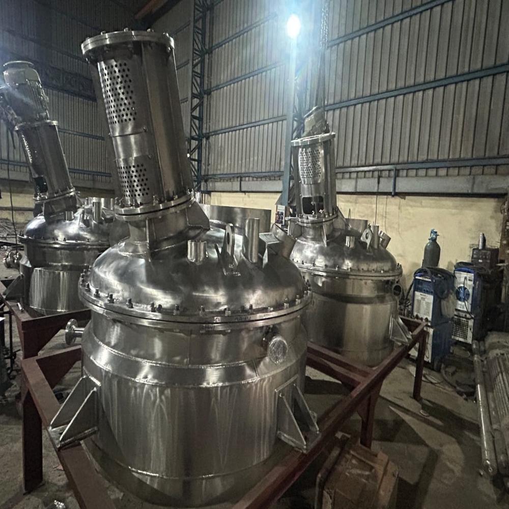Silver Ss Chemical Reactor