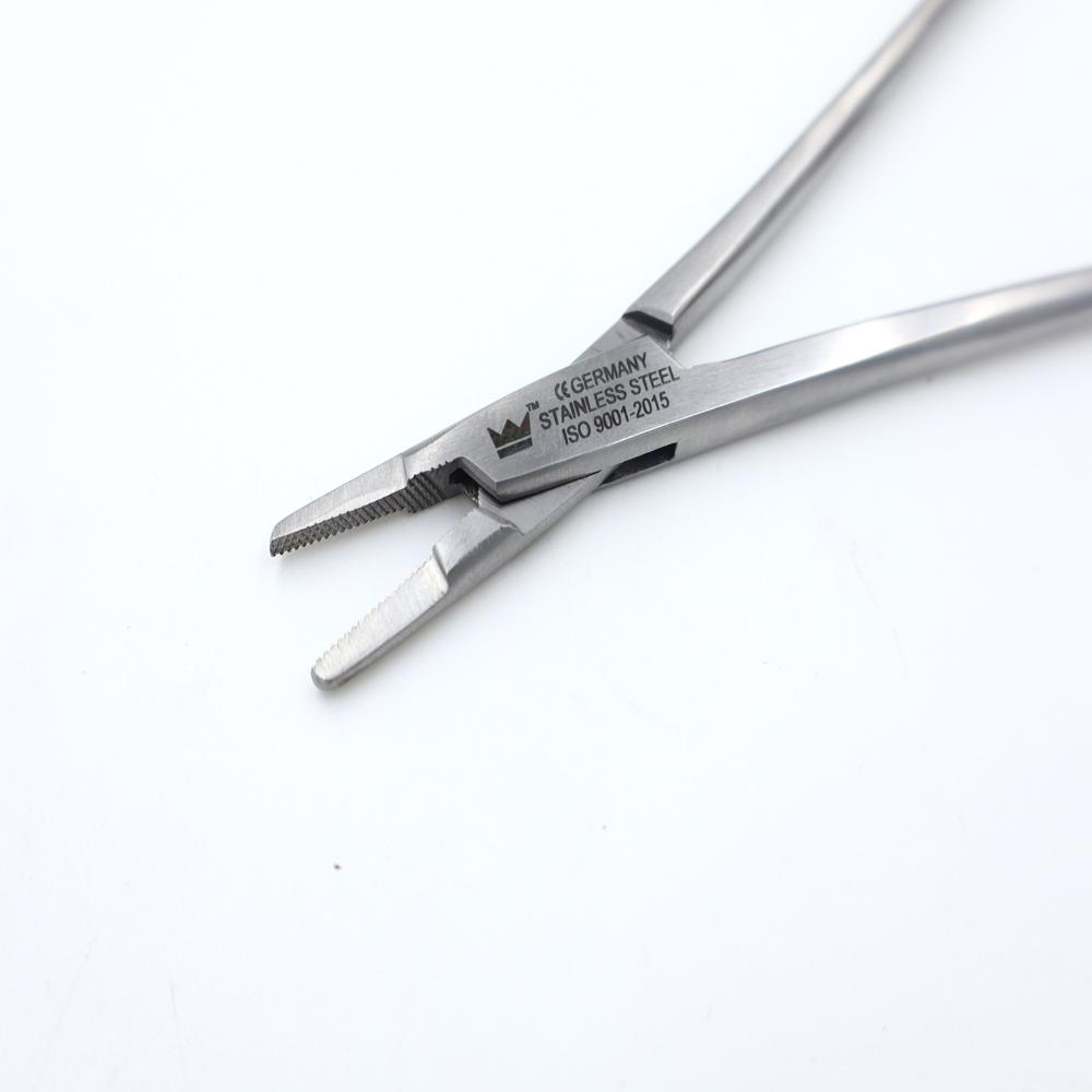 Ryder Needle Holder 6 Inch - Features: Compact 6-inch Length