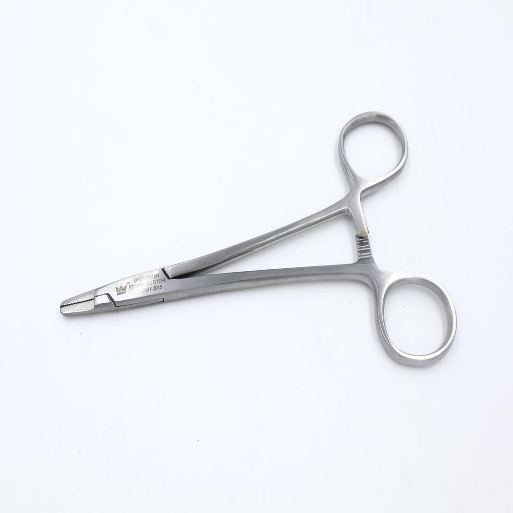 Ryder Needle Holder 6 Inch - Features: Compact 6-inch Length