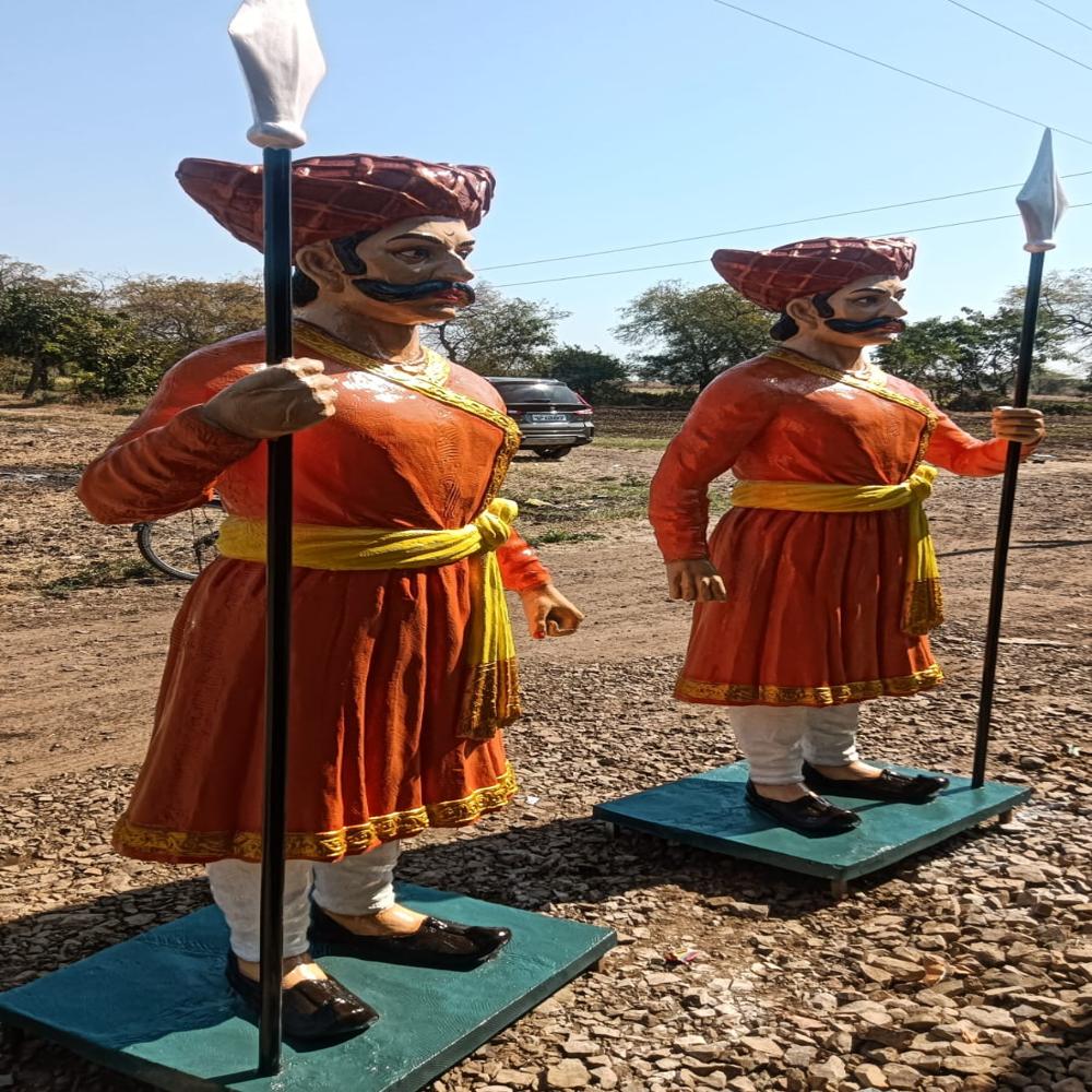 Fiber Mavla Statue