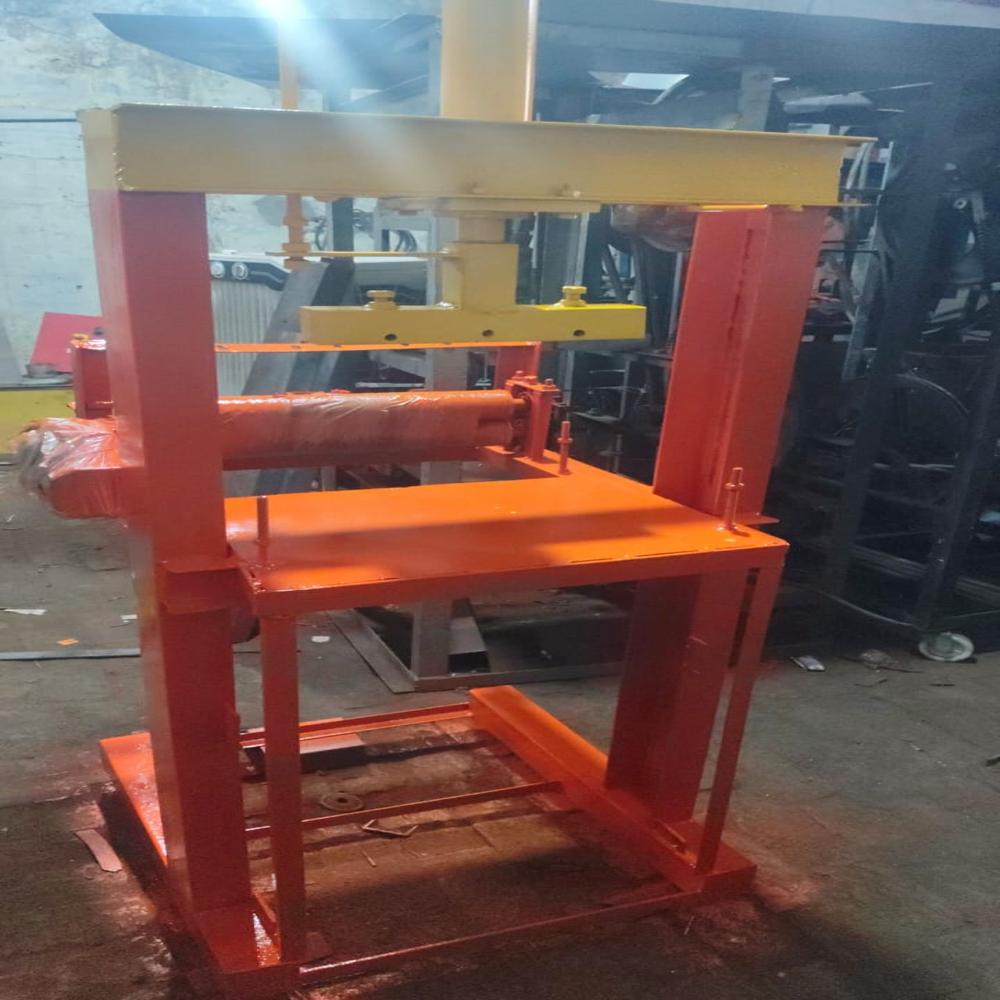 Hydraulic Plate Making Machine - Color: Red