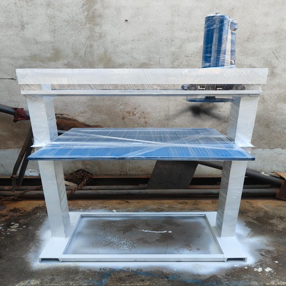 Hydraulic Plate Making Machine - Color: Red