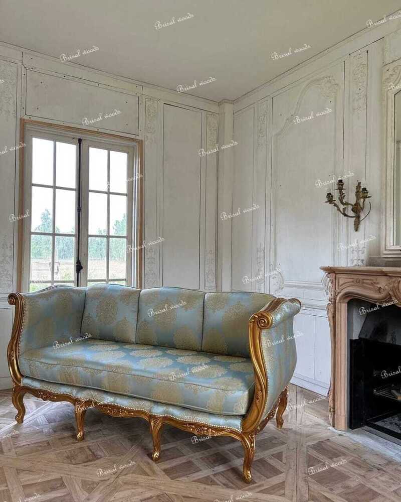 Classic Designer Sleak Pattern Sofa Set - Application: Home