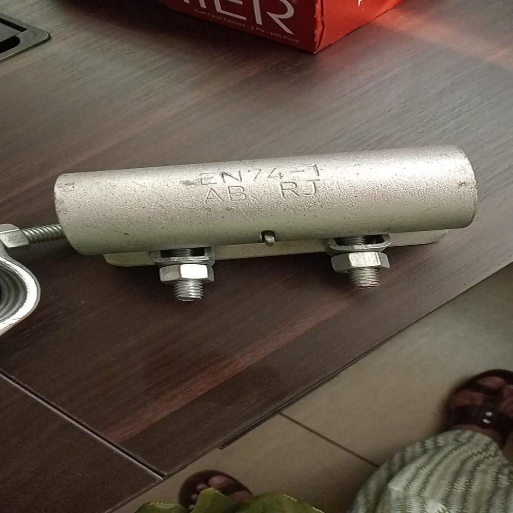 Sleeve Clamp - Application: Construction